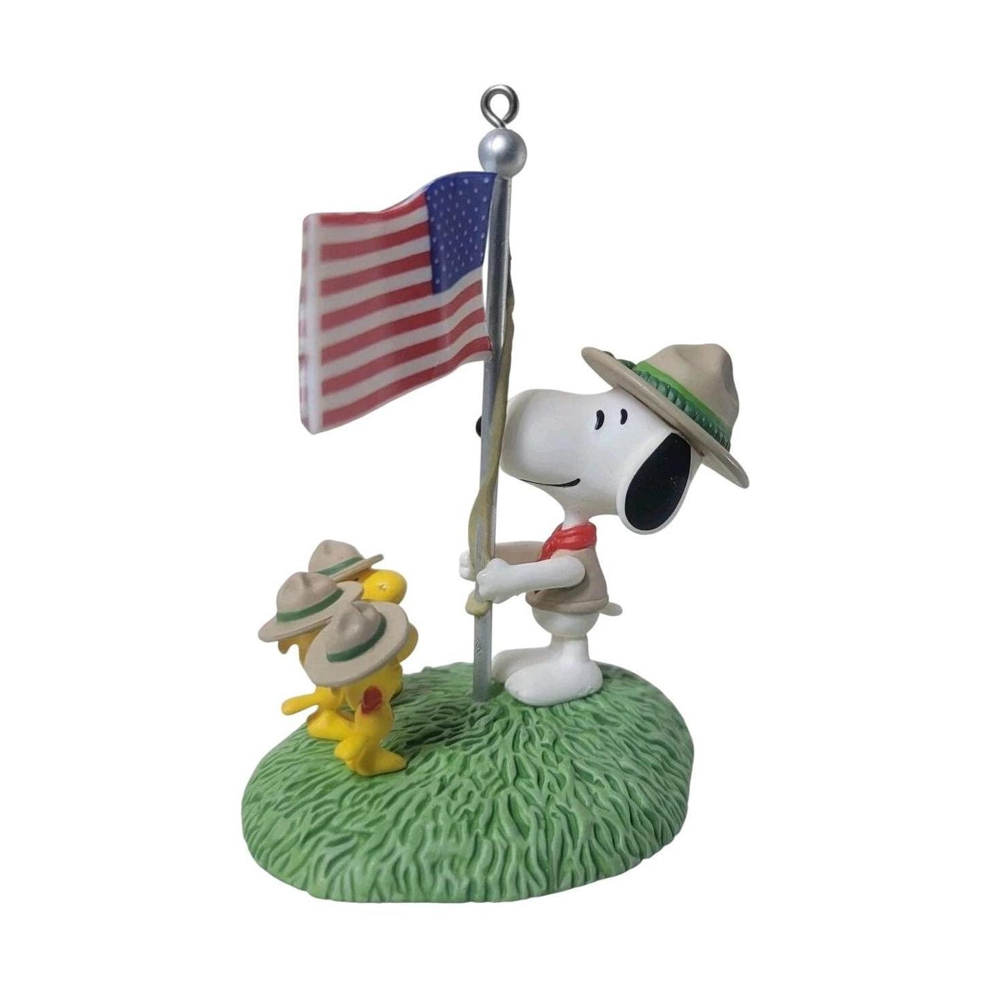 2012 Beagle Scout Salute Hallmark Ornament (Peanuts) QXI2941 Image4