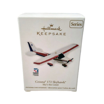 2012 Cessna 172 Skyhawk Hallmark Ornament (Sky's the Limit) QX8242