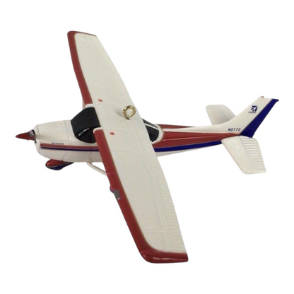 2012 Cessna 172 Skyhawk Hallmark Ornament (Sky's the Limit) QX8242 Image1