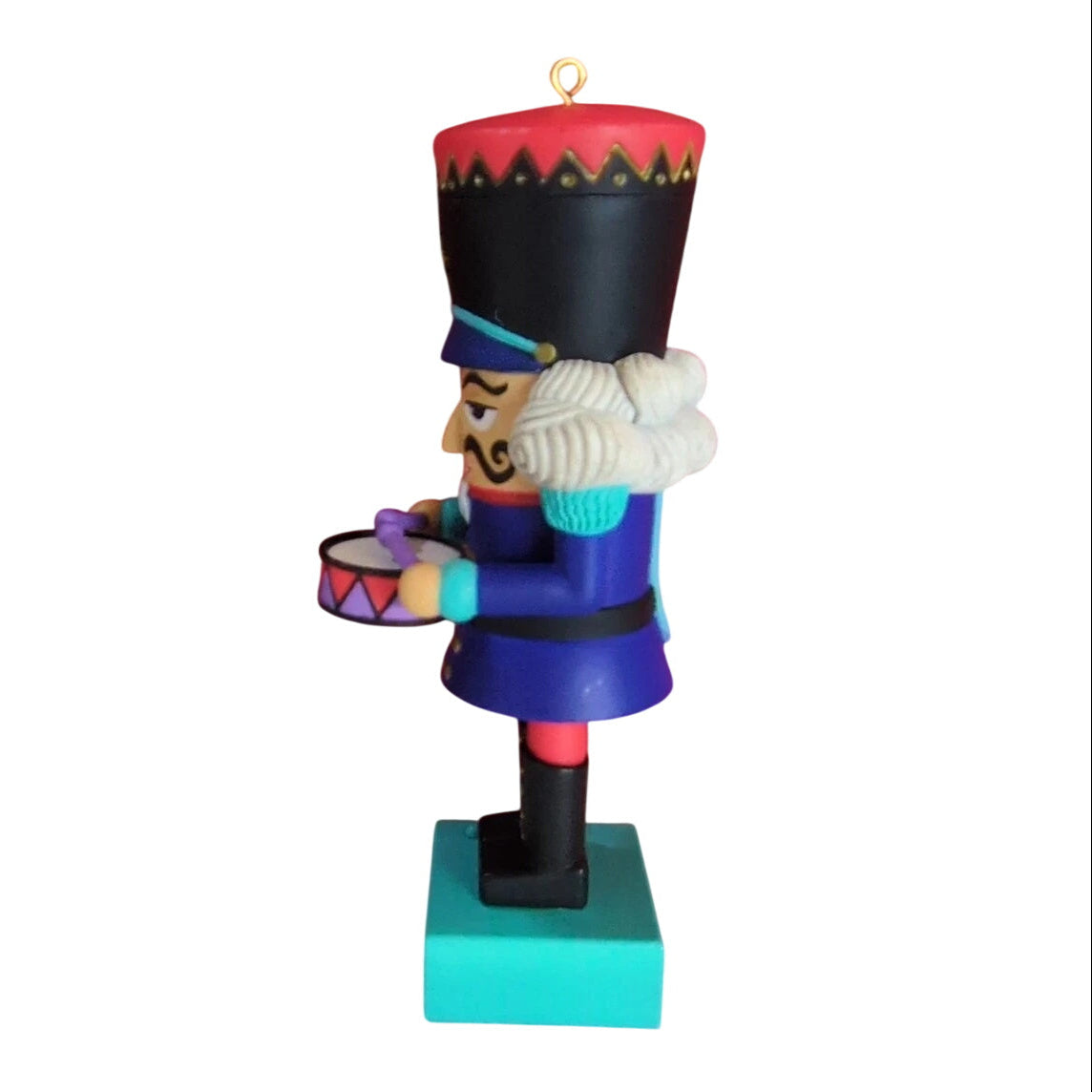 2012 Christmas Wisecracker Hallmark Ornament (Noble Nutcracker) QXG4914 Image4