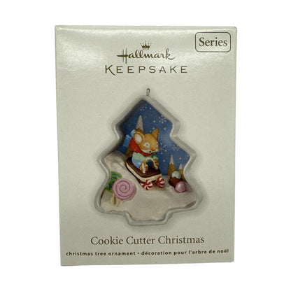 2012 Cookie Cutter Christmas Hallmark Ornament (Cookie Cutter Christmas) QX8301 Image2