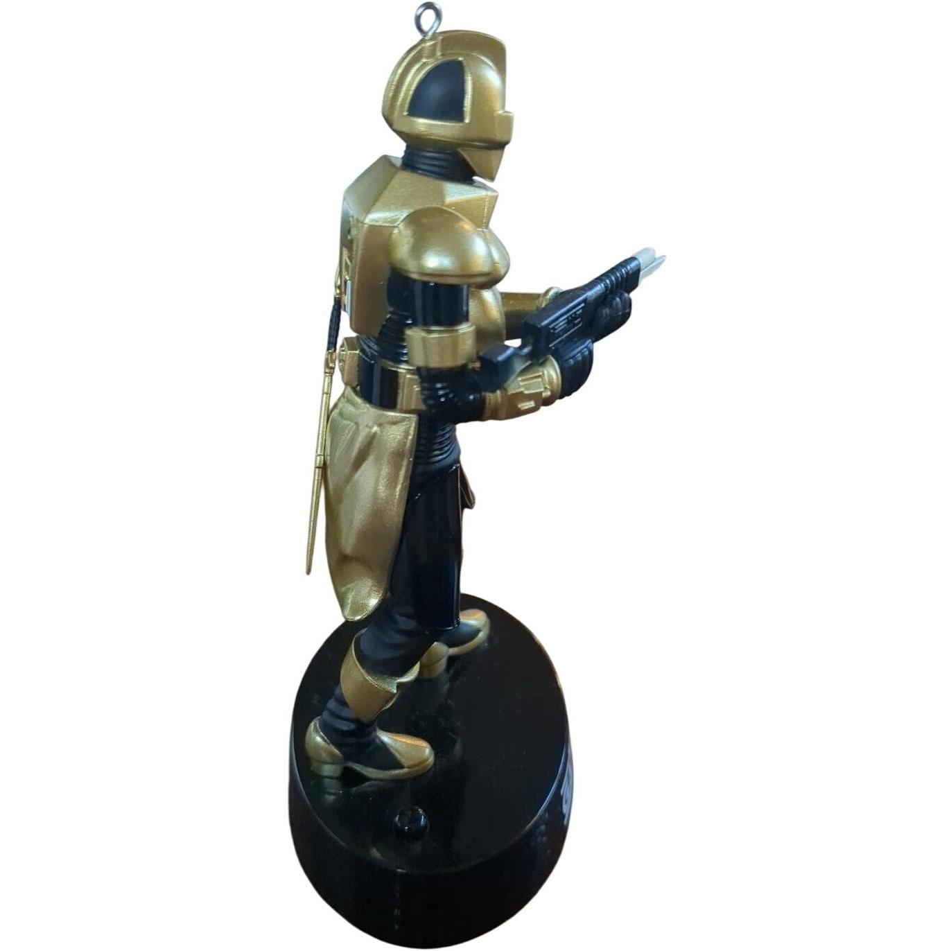 2012 Cylon Centurion Hallmark Ornament (Battlestar Galactica) QMP4076