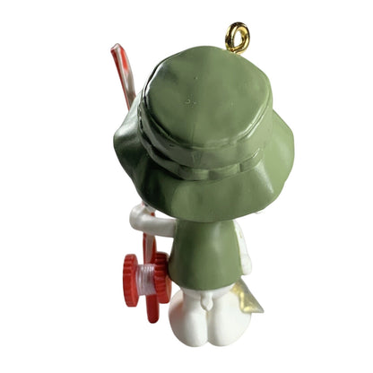 2012 Fisherman Snoopy Hallmark Ornament (Spotlight on Snoopy) QX8051 Image4