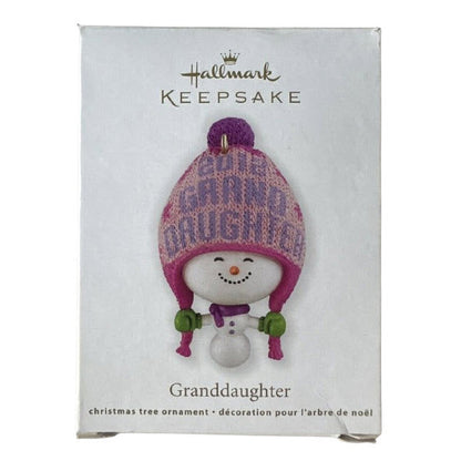 2012 GrandDaughter Hallmark Ornament (Family) QXG4684