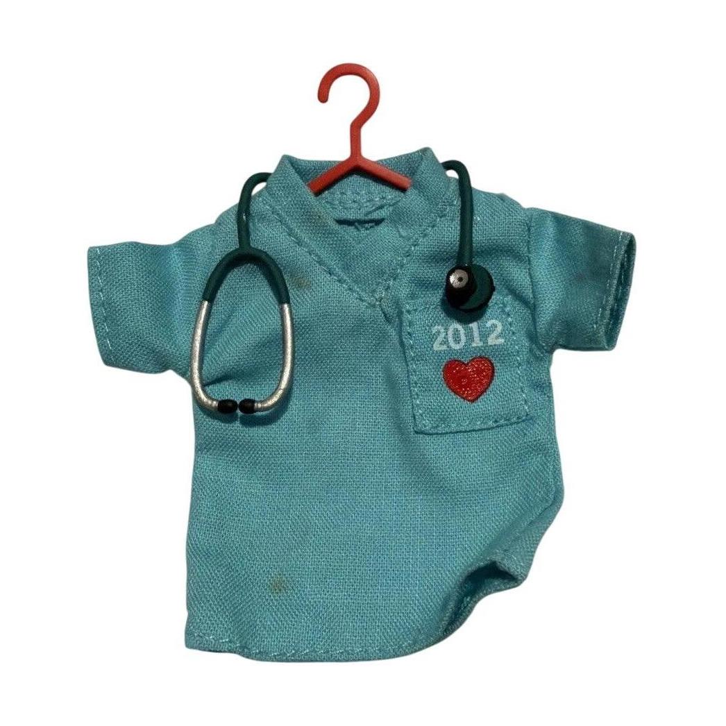 2012 Heartfelt Healthcare Workers Hallmark Ornament (Healthcare Workers) QXG4334 Image1