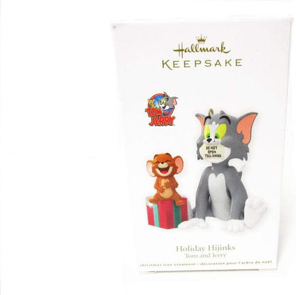 QXI2801 2012 Holiday Hijinks (Tom & Jerry) Image2