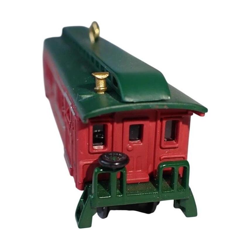 2012 Lionel Nutcracker Route Baggage Coach Hallmark Ornament (Lionel) QXI2001 Image3
