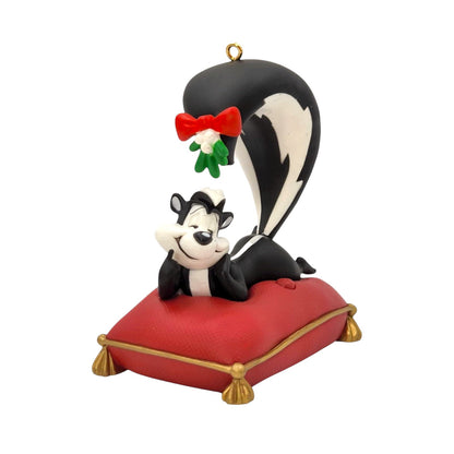 2012 Merry Kiss-mas - Pepe Le Pew (Looney Tunes)