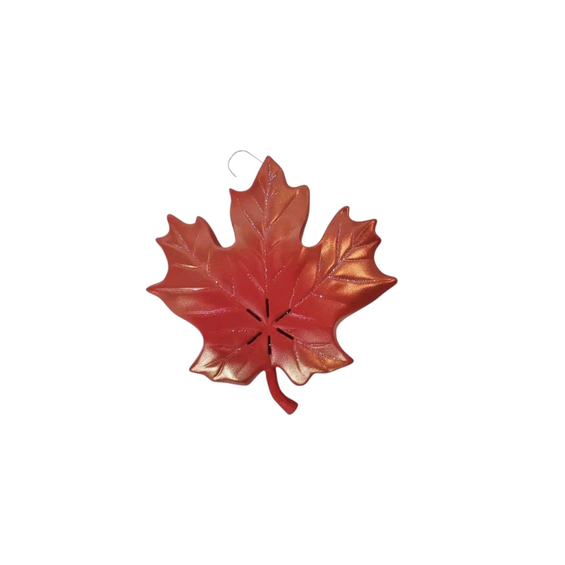 2012 Oh, Canada! (Canada) Hallmark Ornament QXA2015 Image1