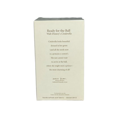 2012 Ready for the Ball Hallmark Ornament (Cinderella) QXD1631 Image5