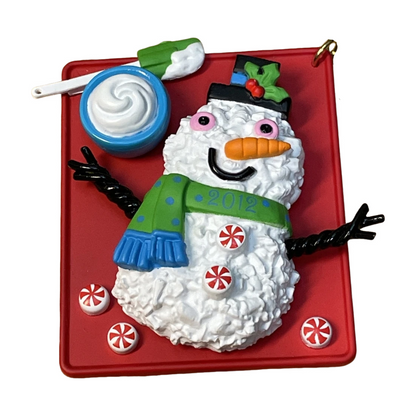 2012 Season's Treatings Hallmark Ornament (Season's Treatings) LPR3814 Image1