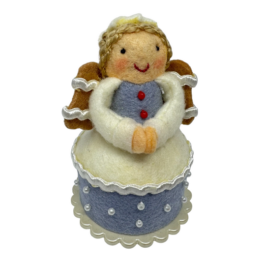 2012 Sweet Angel Cake Hallmark Ornament (Angel) QXC5042 Image1