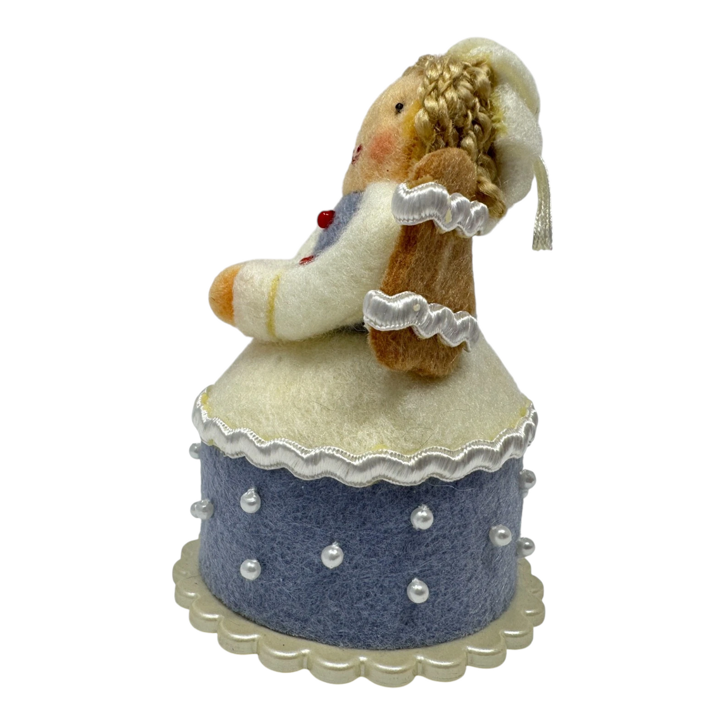 2012 Sweet Angel Cake Hallmark Ornament (Angel) QXC5042 Image3