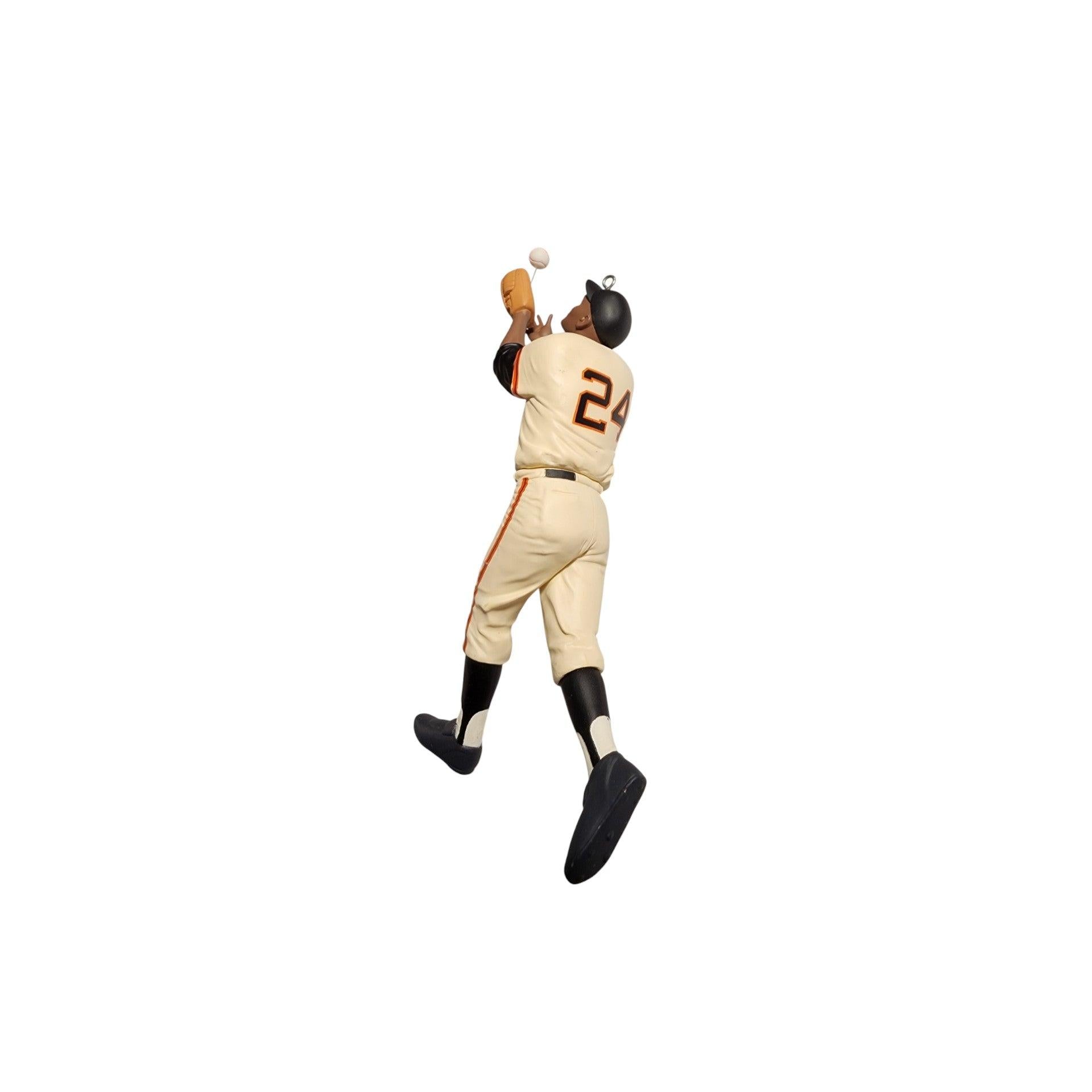 2012 "The Catch" Willie Mays Hallmark Ornament (At the Ballpark) QXI2144 Image4