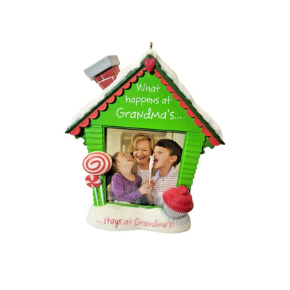 2012 What Happens at Grandma's (Photo Holder)