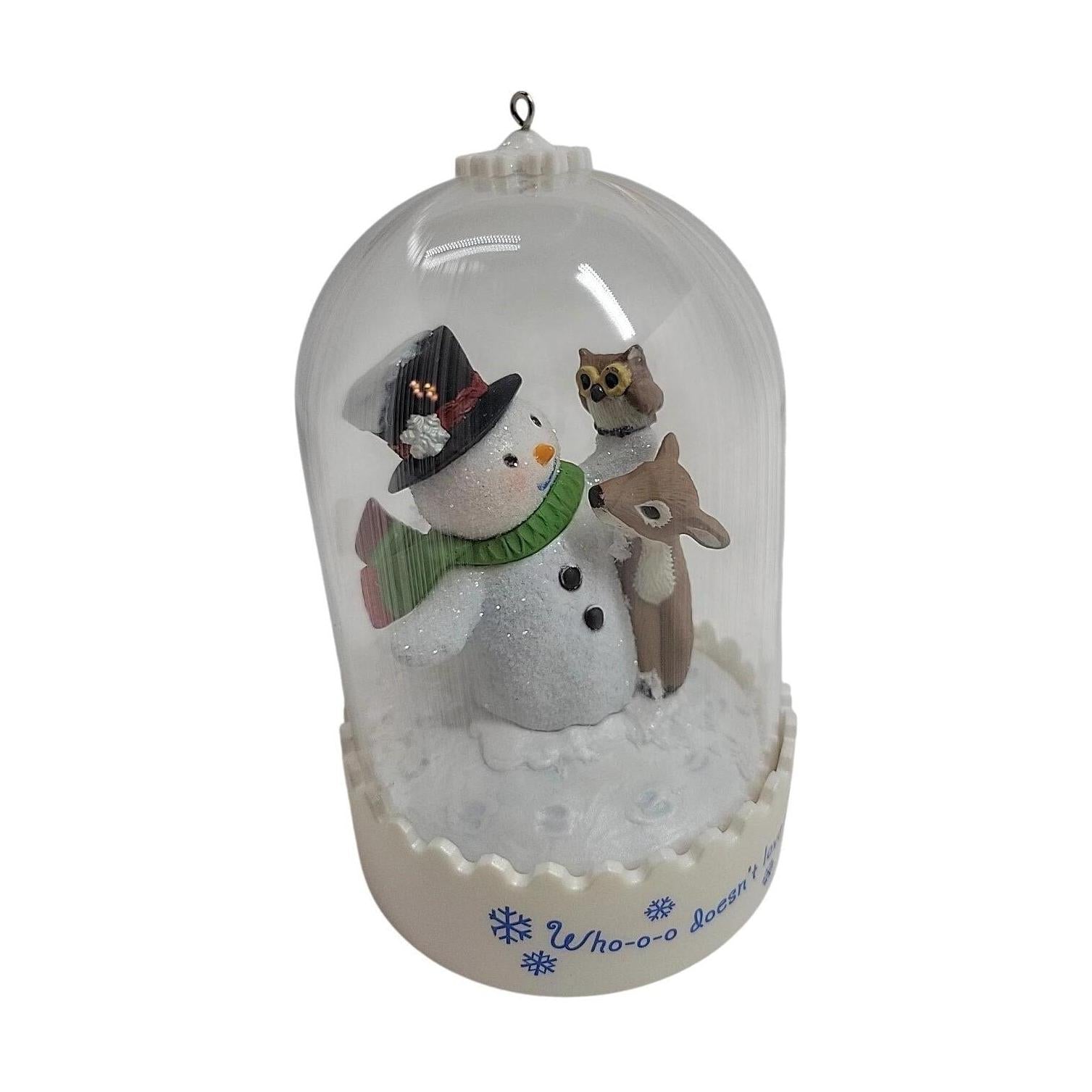 2012 Who-o-o Doesn't Love Snow! Hallmark Ornament (Snowmen) QXC5039 Image3