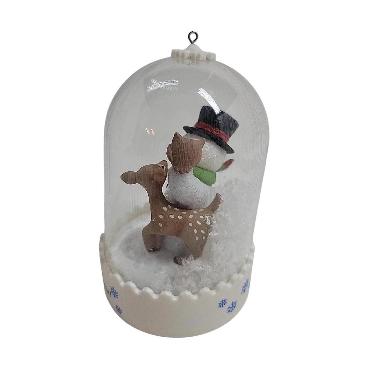 2012 Who-o-o Doesn't Love Snow! Hallmark Ornament (Snowmen) QXC5039 Image4