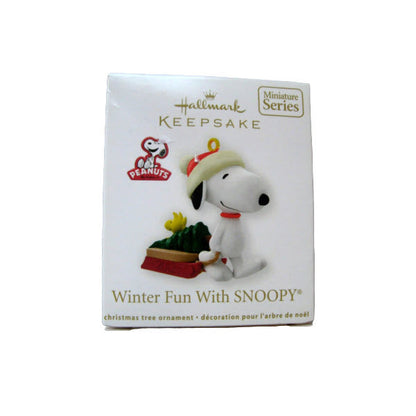 2012 Winter Fun with Snoopy Hallmark Ornament (Winter Fun with Snoopy) QXM9001