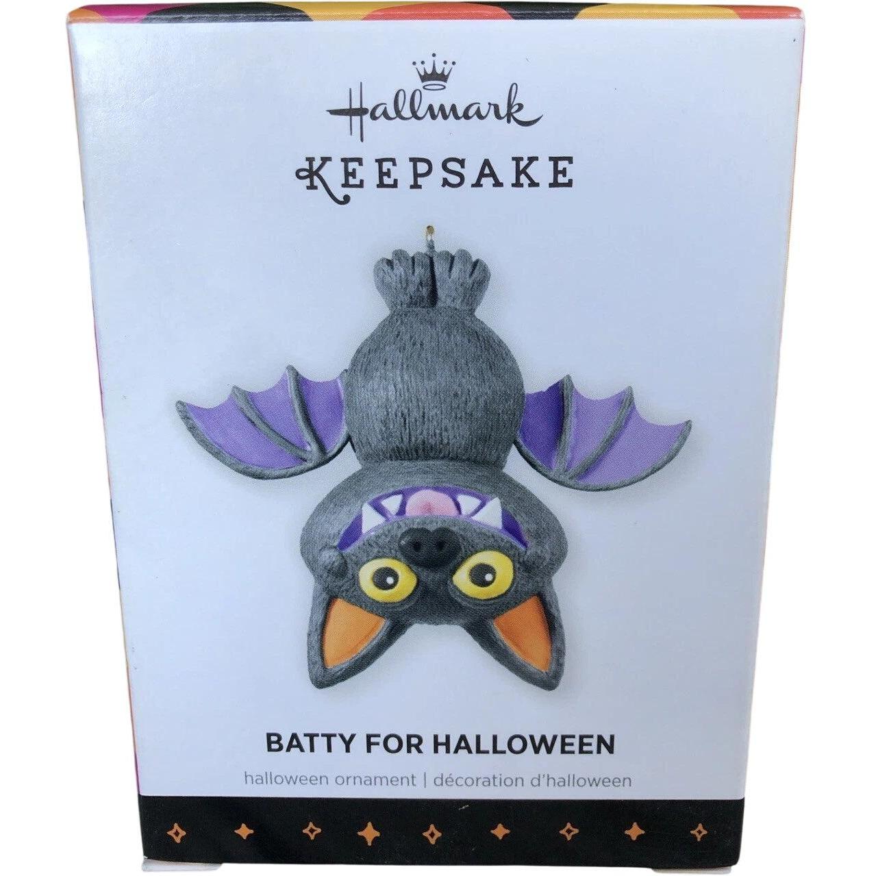2013 Batty For Halloween Hallmark Ornament (Halloween) QFO5215