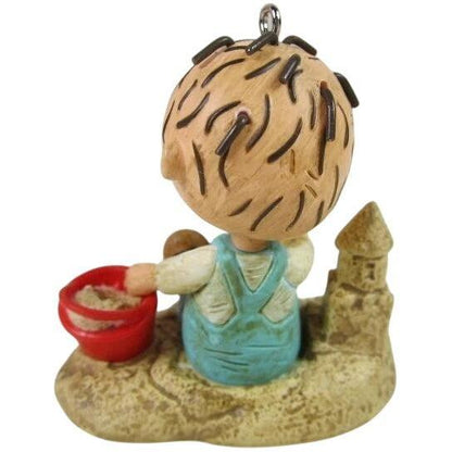 2013 Fun at the Beach Hallmark Ornament (Happiness is Peanuts) QX9802