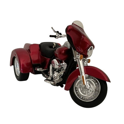 2013 Hallmark Ornament (2011) Street Glide Trike Hallmark Ornament (Harley-Davidson) QX9162