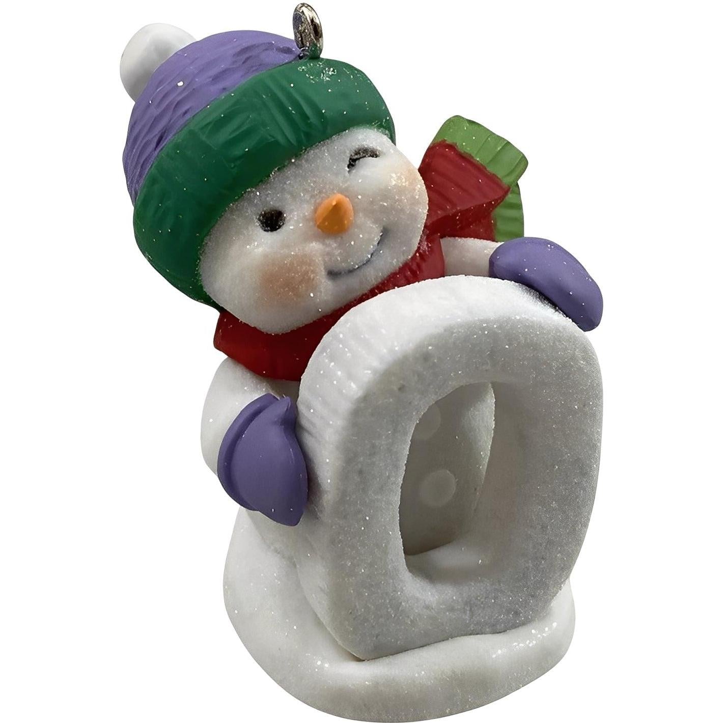 2013 Let it Snow "O" is for OOOOH! Hallmark Ornament (Snowmen) QRP5935