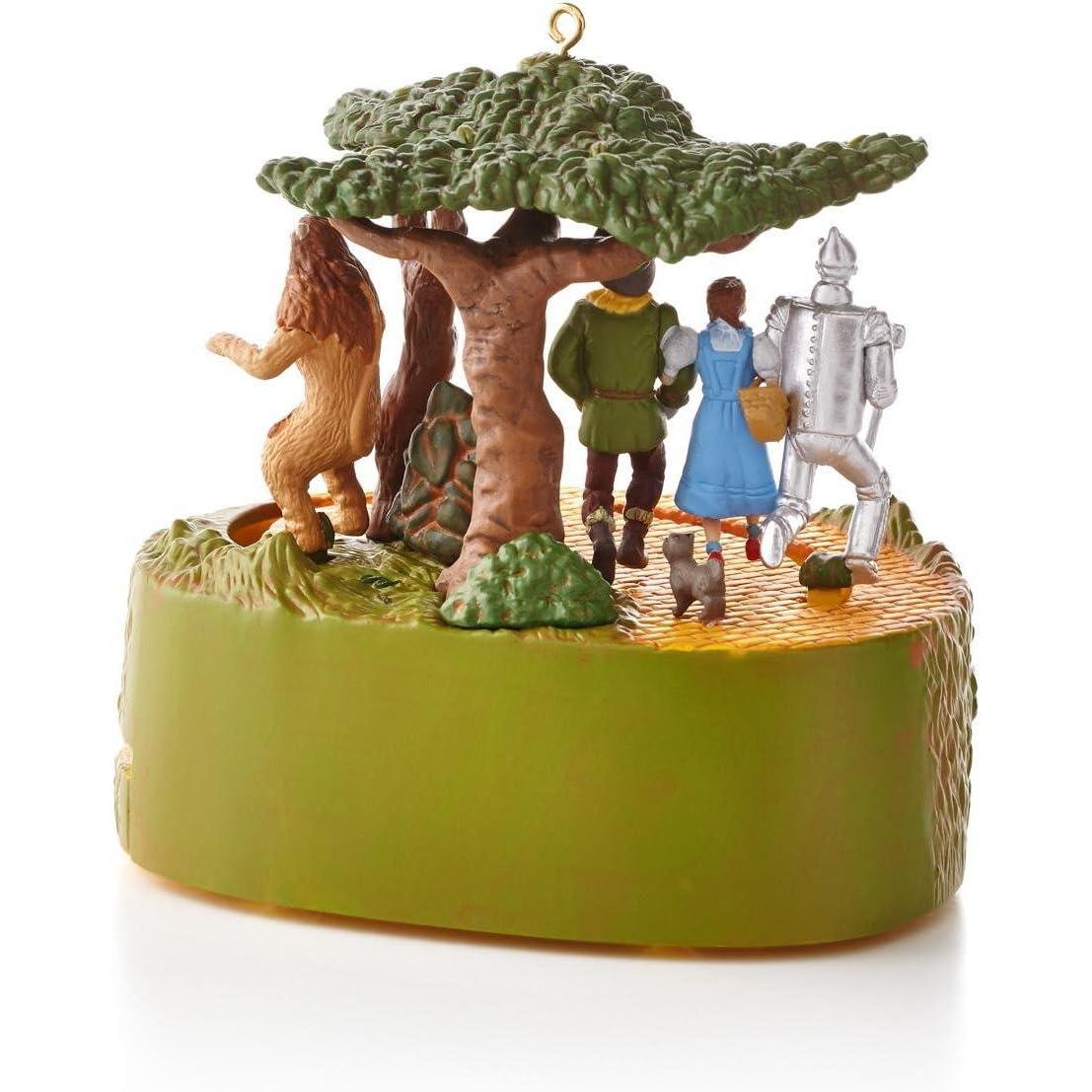 2013 Lions and Tiger and Bears (The Wizard of Oz)