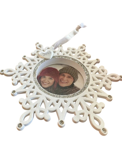 2013 Our First Christmas Hallmark Ornament (Photo Holder) QXG1872