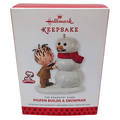 2013 Pigpen Builds a Snowman Hallmark Ornament (Peanuts) QXI2232