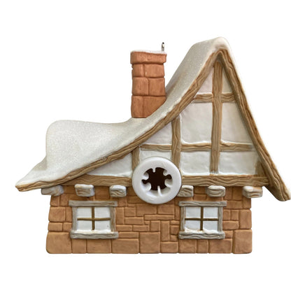 2013 Santa's North Pole Workshop (Buildings and Houses)