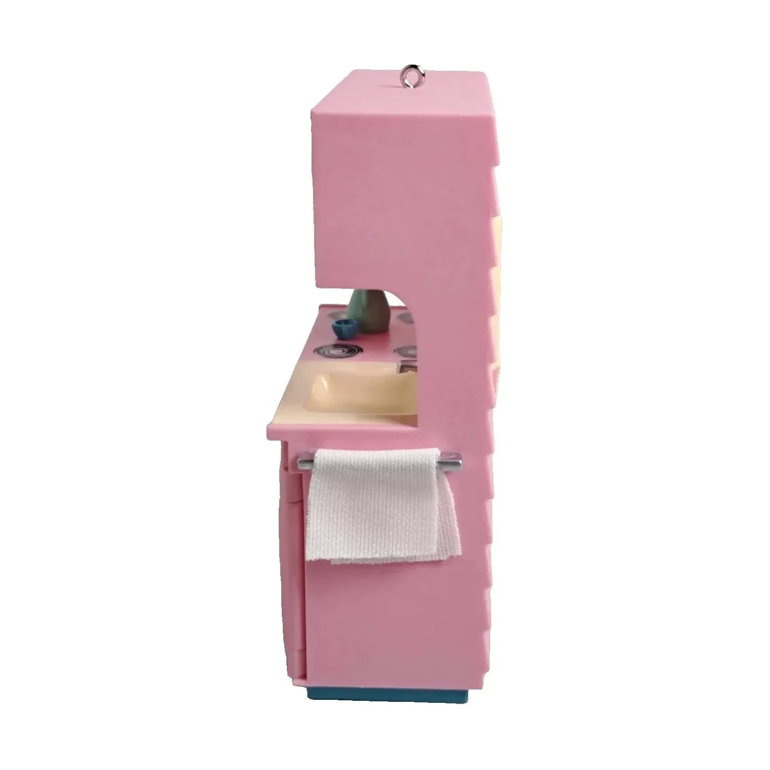 2013 A Kitchenette for Christmas Hallmark Ornament (Toys and Games) QXG1562 Image4