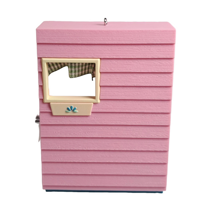 2013 A Kitchenette for Christmas Hallmark Ornament (Toys and Games) QXG1562 Image5