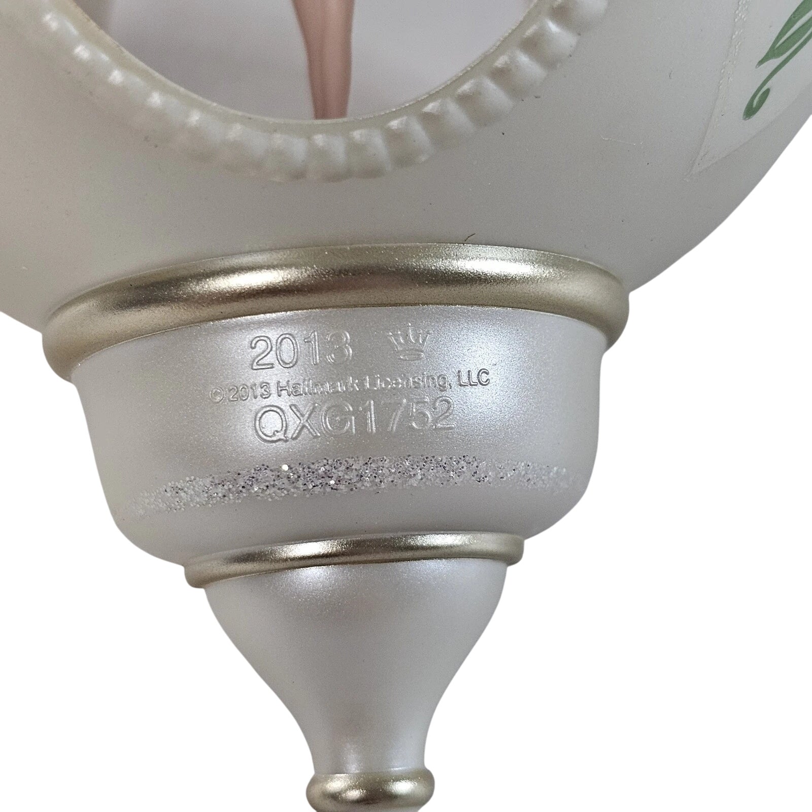 2013 Beautiful Ballerina Hallmark Ornament (Ballet) QXG1752