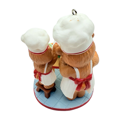 2013 Busy Bakers Hallmark Ornament (Eat & Drink) QXC5058 Image5