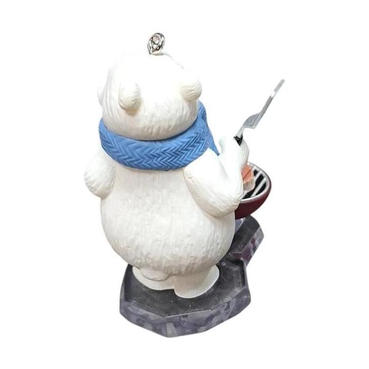 2013 Cool Yule Hallmark Ornament (Polar Bear) QXG1622 Image5