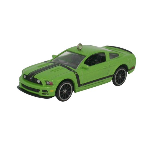 2013 Ford Mustang Boss 302 (Classic American Cars)