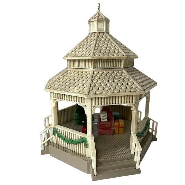 2013 Gazebo (Nostalgic Houses and Shops)