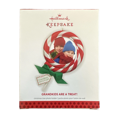 2013 Grandkids are a Treat! Hallmark Ornament (Photo Holder) QXG1962 Image2