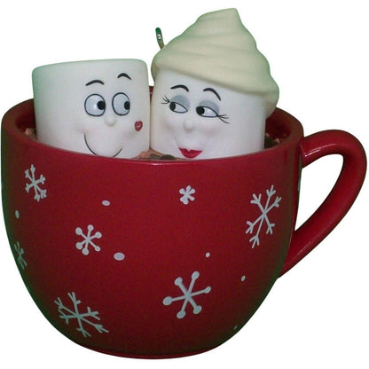 2013 Hot Cocoa Hallmark Ornament (Drink) QXG1592