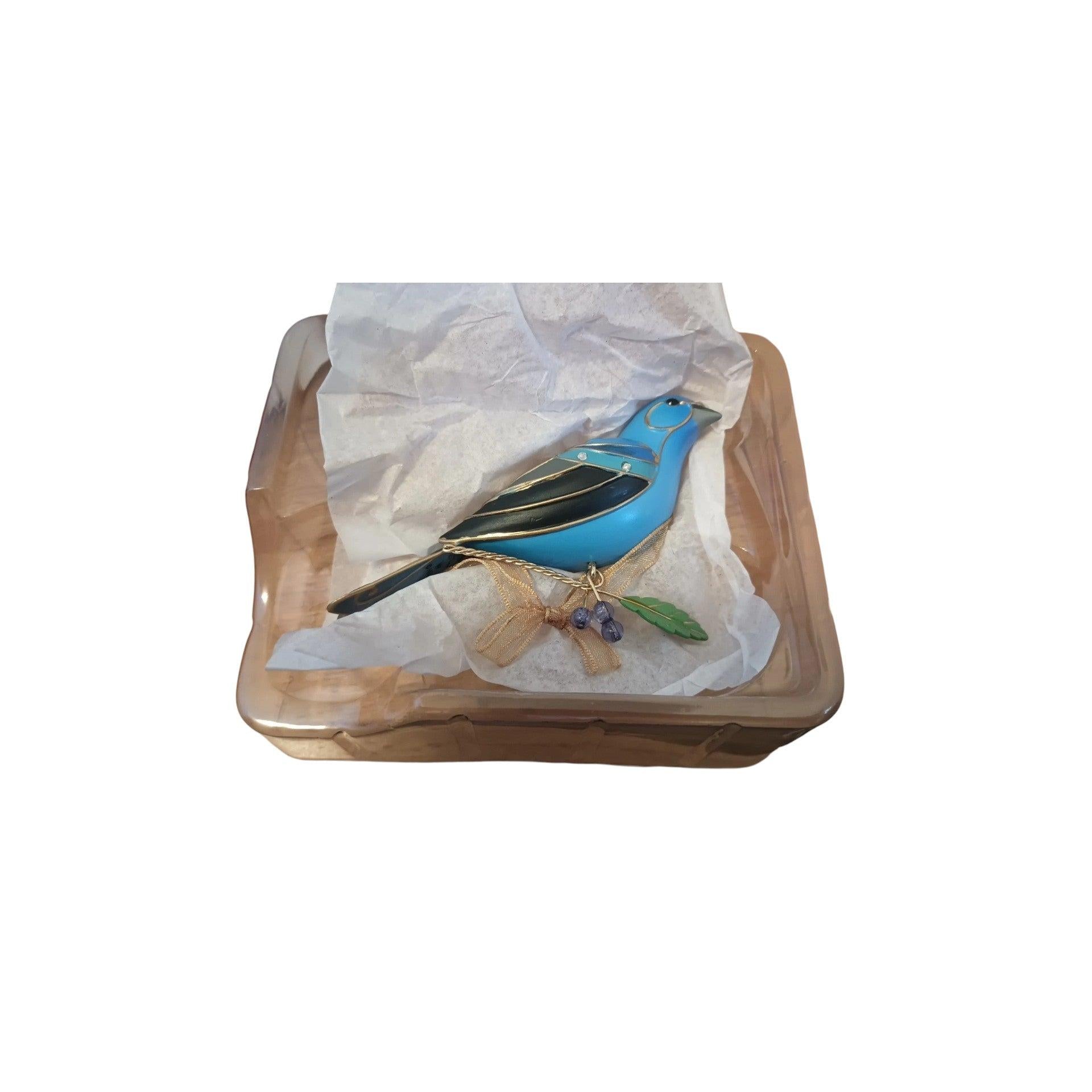 2013 Indigo Bunting (Beauty of Birds) Hallmark Ornament QXC8101 Image3