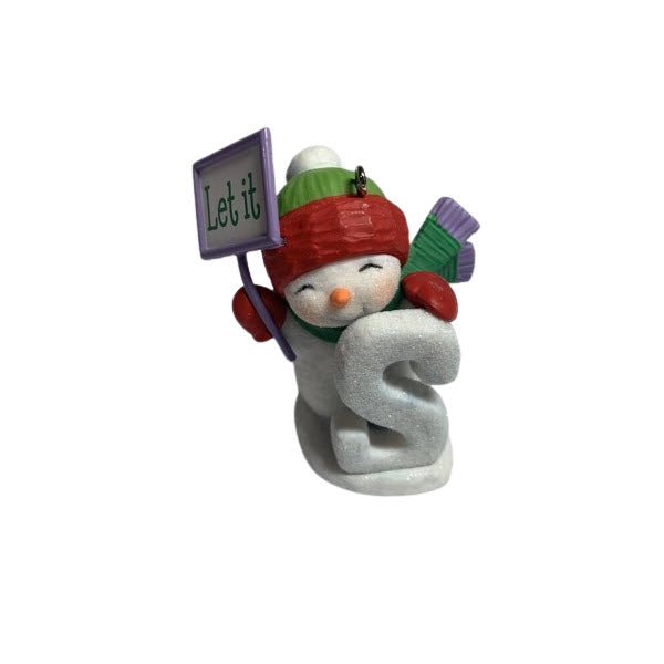 2013 Let it Snow Hallmark Ornament ("S" is for Snow!) QRP5925