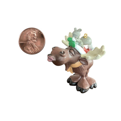 2013 Merry Kiss-Moose Hallmark Ornament (Animal) QXC5055 Image5