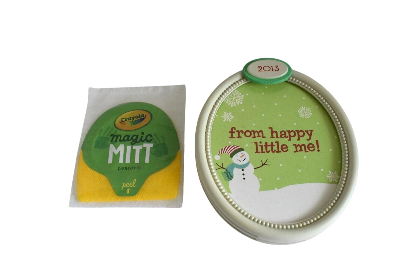 2013 Merry Little Christmas Hallmark Ornament (Family) QXG1000