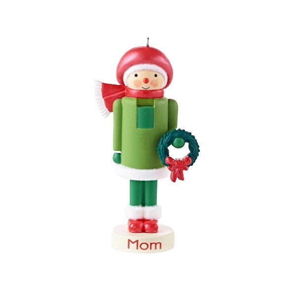 2013 Merry Mom Hallmark Ornament (Family) QXG1932