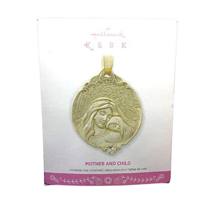 2013 Mother and Child Hallmark Ornament (Nativity) QHG5623