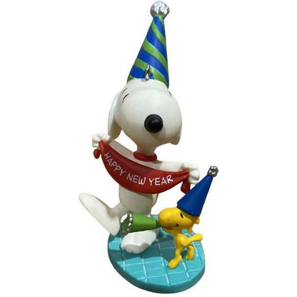 2013 New Year's Celebration Hallmark Ornament (Happiness is Peanuts) QX9825