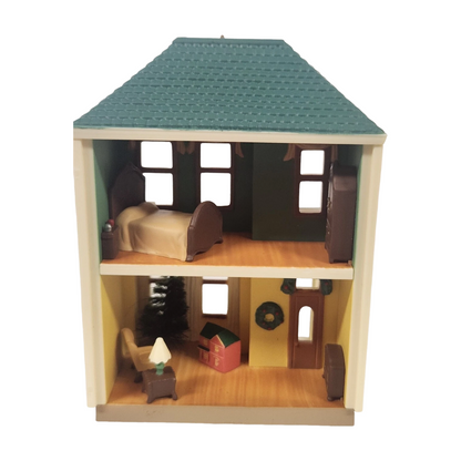 2013 Stately Victorian Hallmark Ornament (Nostalgic Houses and Shops) QX9122 Image3