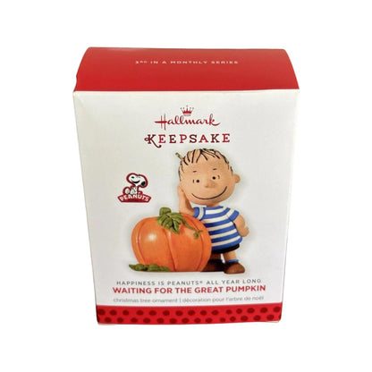 2013 Waiting for the Great Pumpkin Hallmark Ornament (Happiness is Peanuts) QX9812 Image2