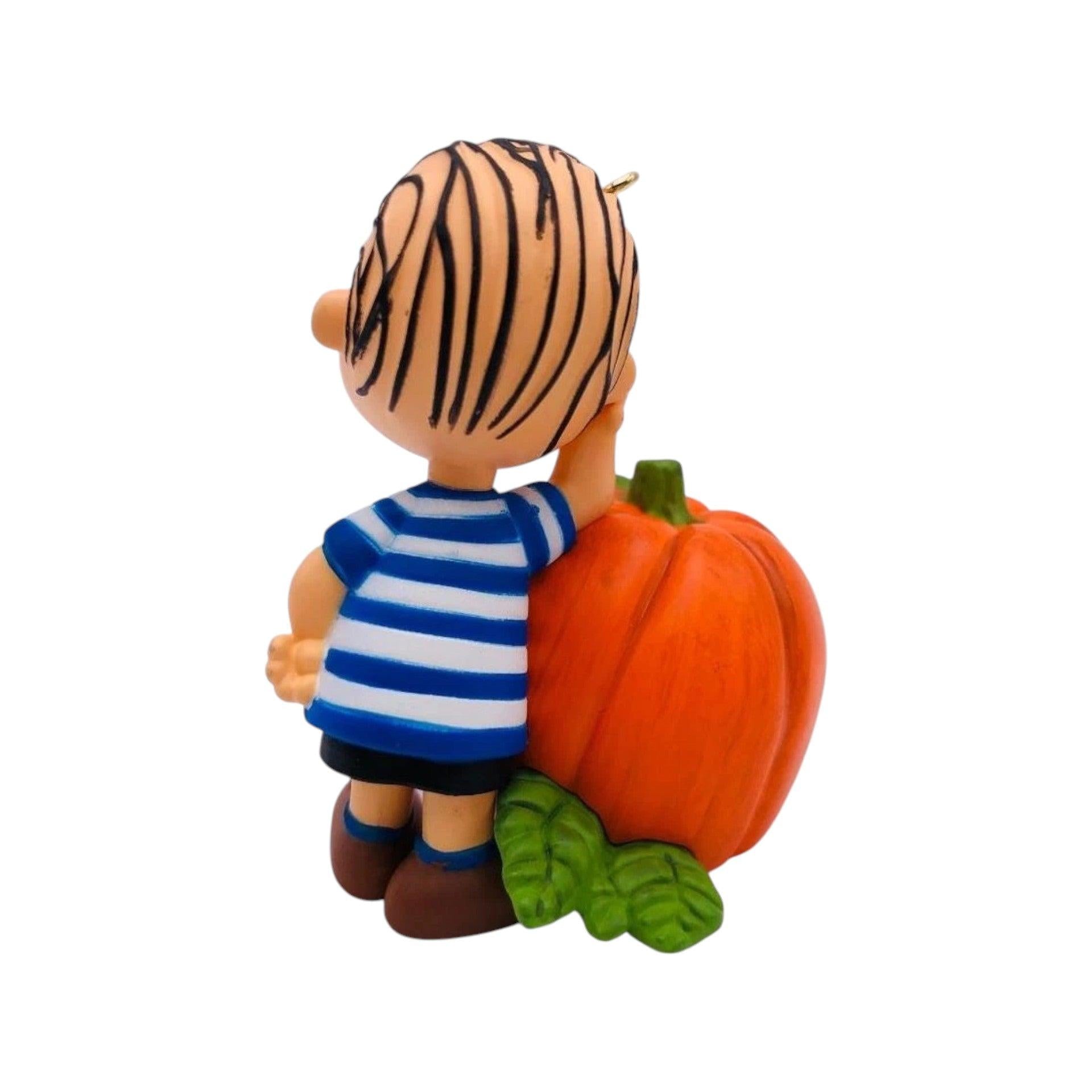2013 Waiting for the Great Pumpkin Hallmark Ornament (Happiness is Peanuts) QX9812 Image3