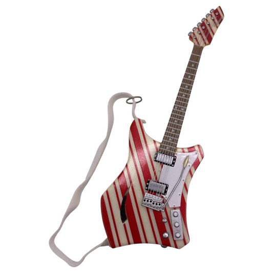 2013 We Wish You a Merry Christmas Hallmark Ornament (Guitar) QXG1712 Image1